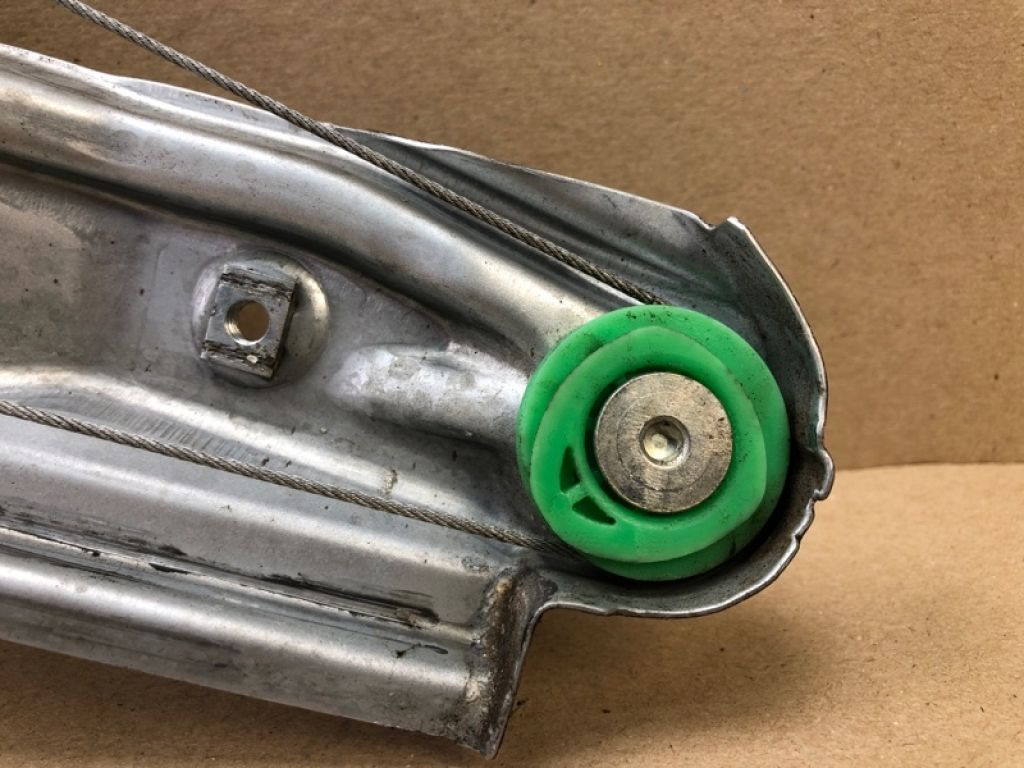 CM5Z-5827000-A | Стеклоподъемник задн. прав. FORD FOCUS 10-18 - Фото 5