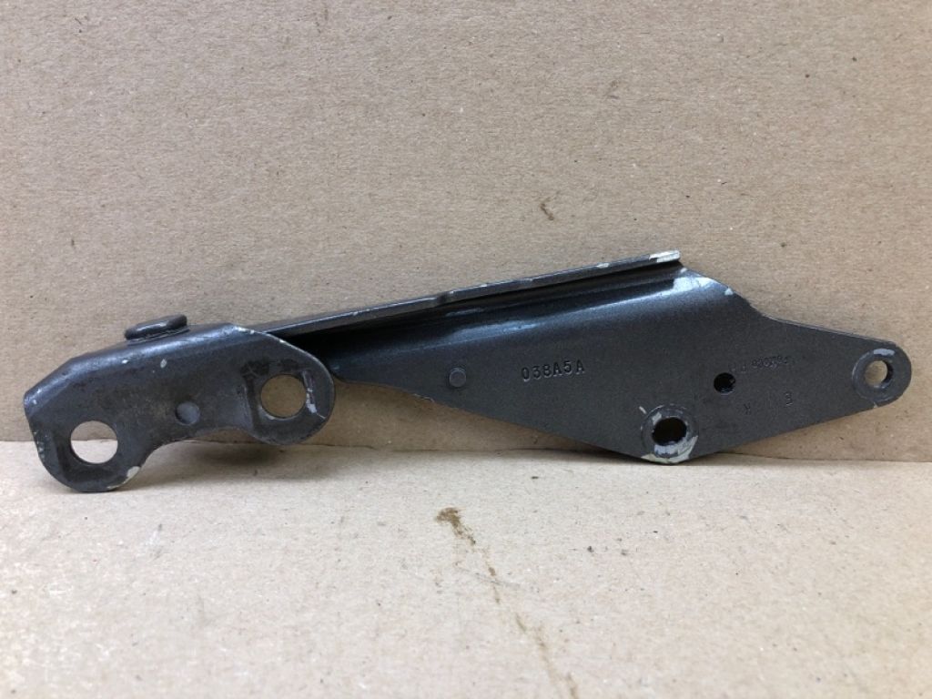 7T4Z-16796-A | Петля капота прав. FORD EDGE 06-14 - Фото 3