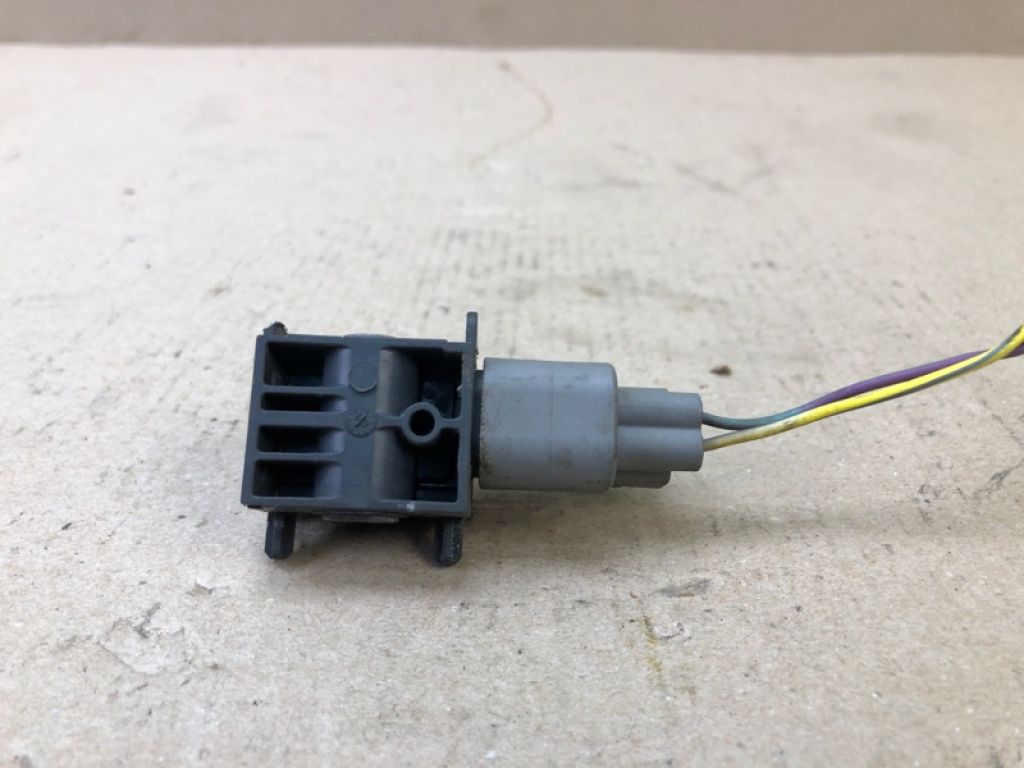 7T4Z-14B004-A | Датчик удара FORD EDGE 06-14 - Фото 3