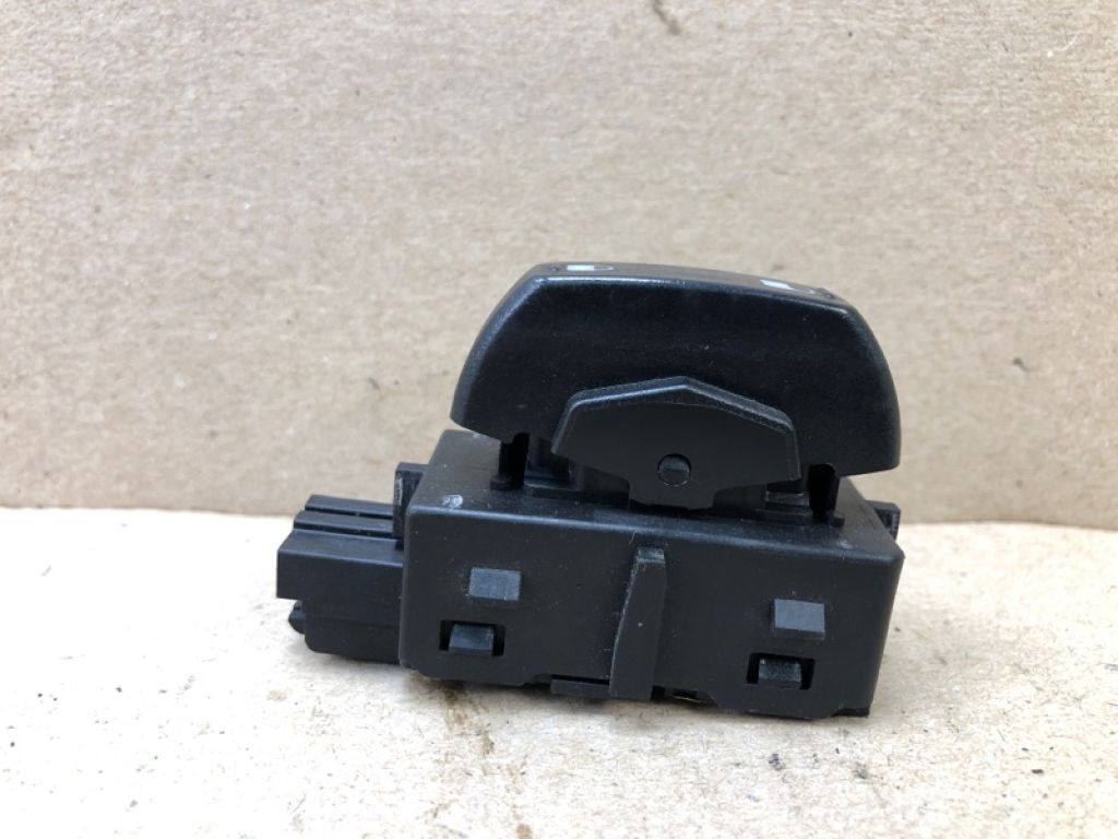 7E5Z-14028-AA | Кнопка центрального замку FORD EDGE 06-14 - Фото 3