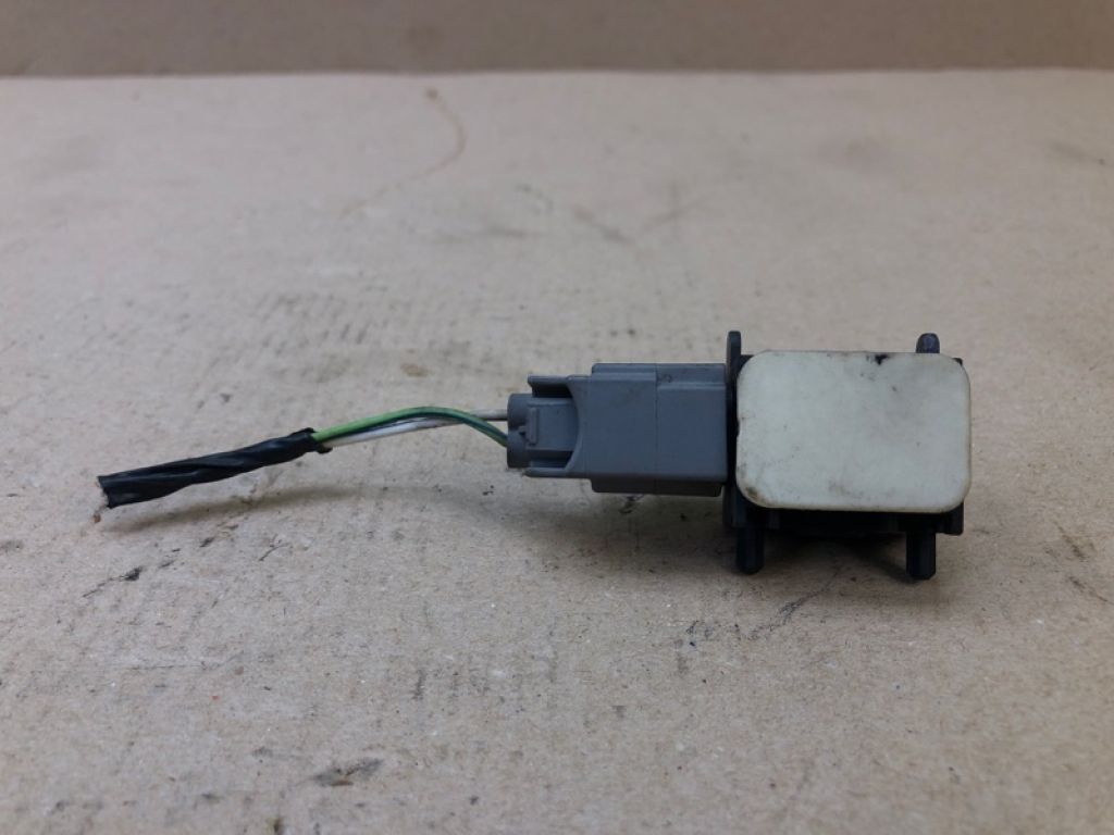 7T4Z-14B004-A | Датчик удара FORD EDGE 06-14