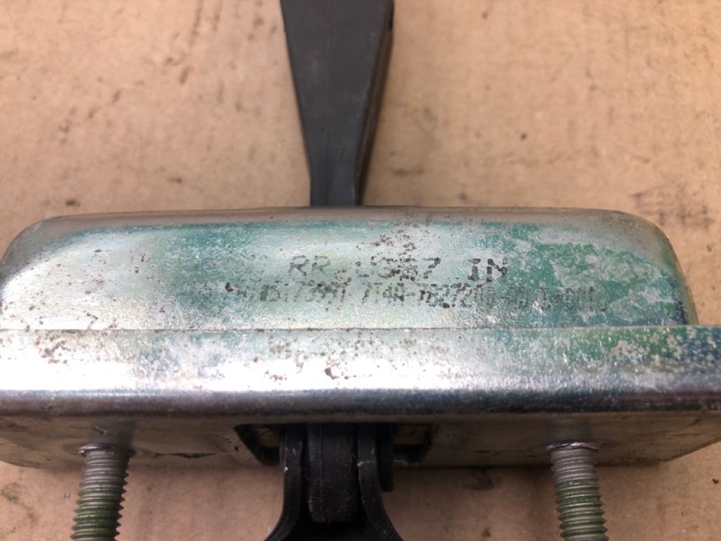 AT4Z-7827204-A | Обмежувач дверей задн. лів. FORD EDGE 06-14 - Фото 5