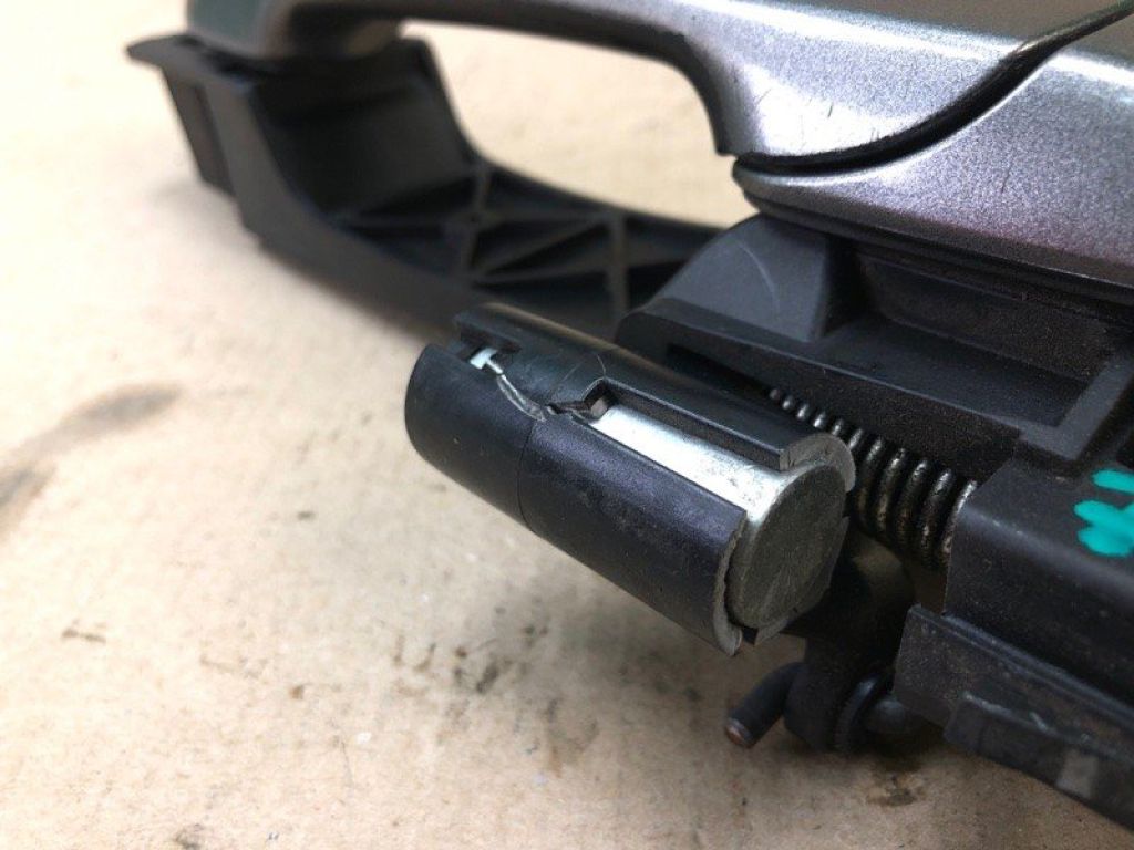 7T4Z-7822404-BBPTM | Ручка двері зовнішня передн. прав. FORD EDGE 06-14 - Фото 4