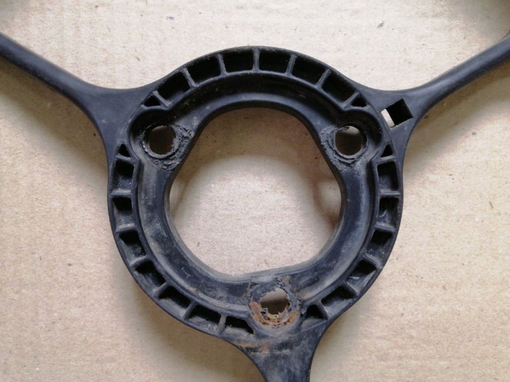 38615-PGK-A00 | Диффузор вентилятора основного радиатора прав. ACURA MDX (YD1) 00-06 - Фото 2