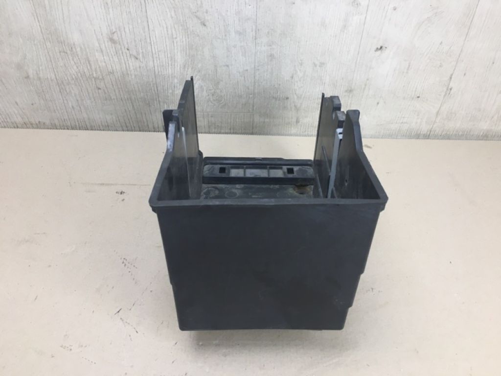 CV6Z10732G | Полиця акумулятора FORD FOCUS 10-18 - Фото 4