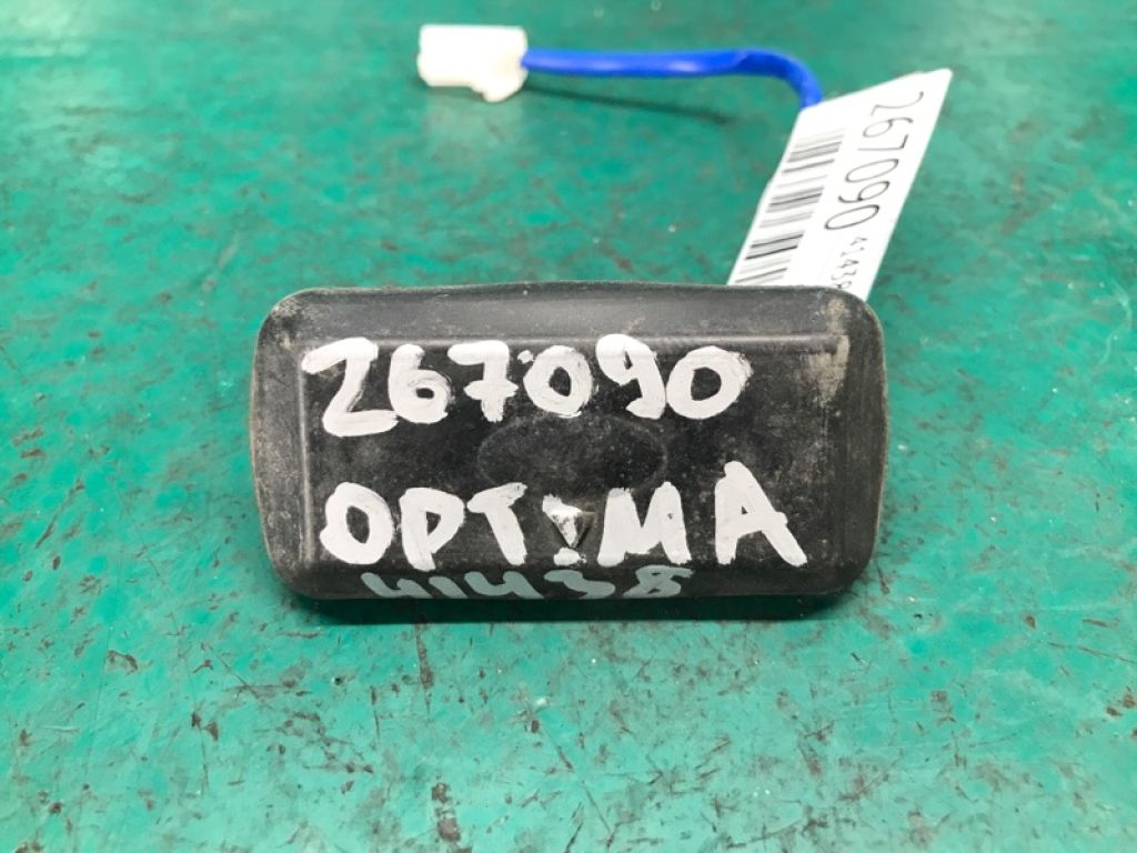81260-2G000 | Кнопка открывания багажника наружная KIA OPTIMA TF 11-16