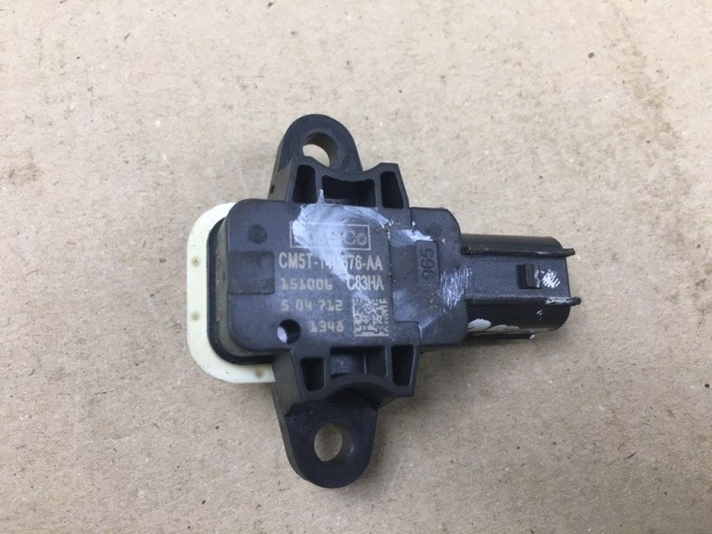 CP9Z-14B345-A | Датчик удару FORD FOCUS 10-18 - Фото 2