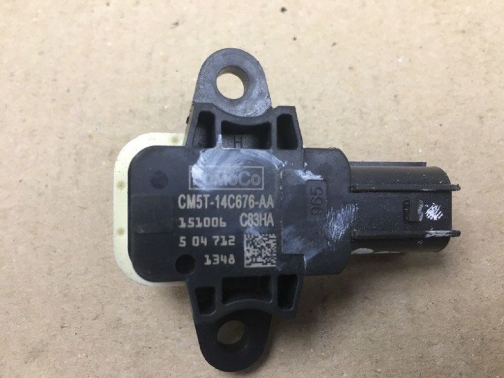 CP9Z-14B345-A | Датчик удару FORD FOCUS 10-18 - Фото 4