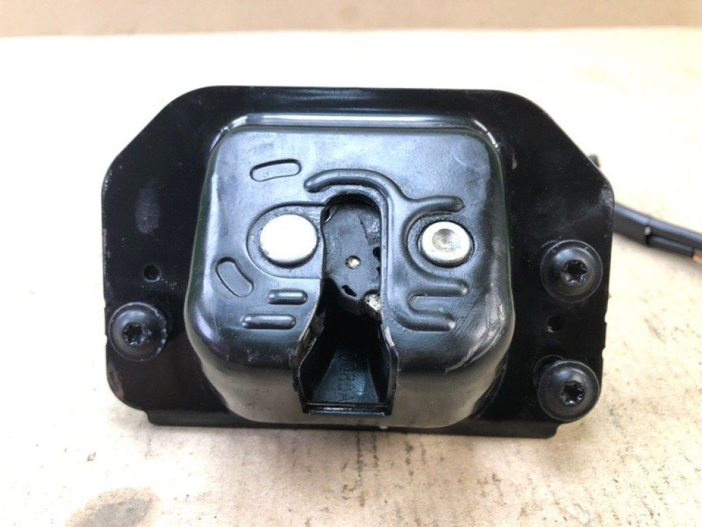 7T4Z-7843150-B | Замок крышки багажника FORD EDGE 06-14 - Фото 3