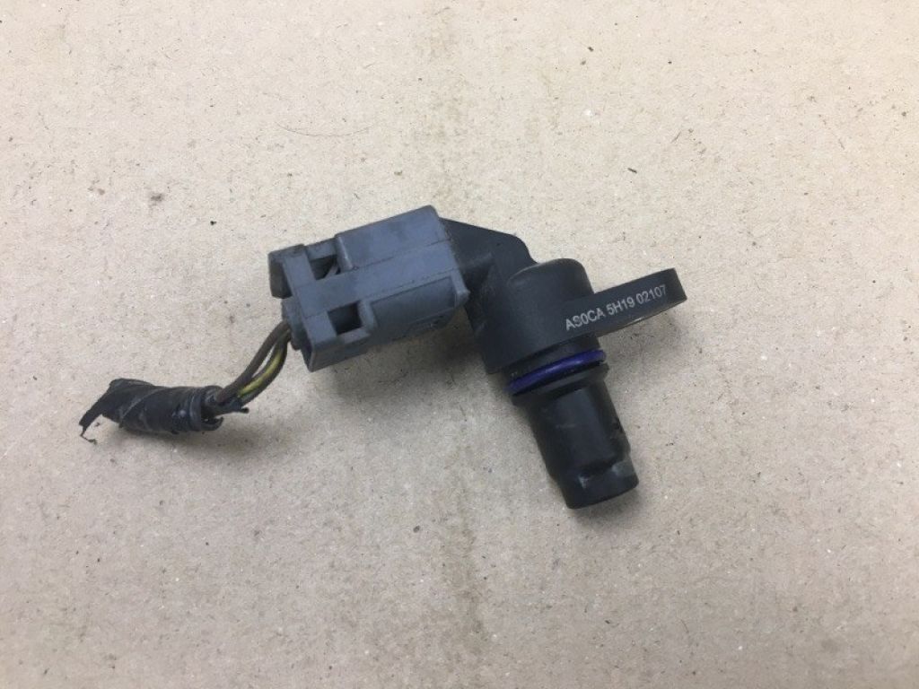 AS7Z-6B288-D | Датчик положения распредвала FORD FOCUS 10-18