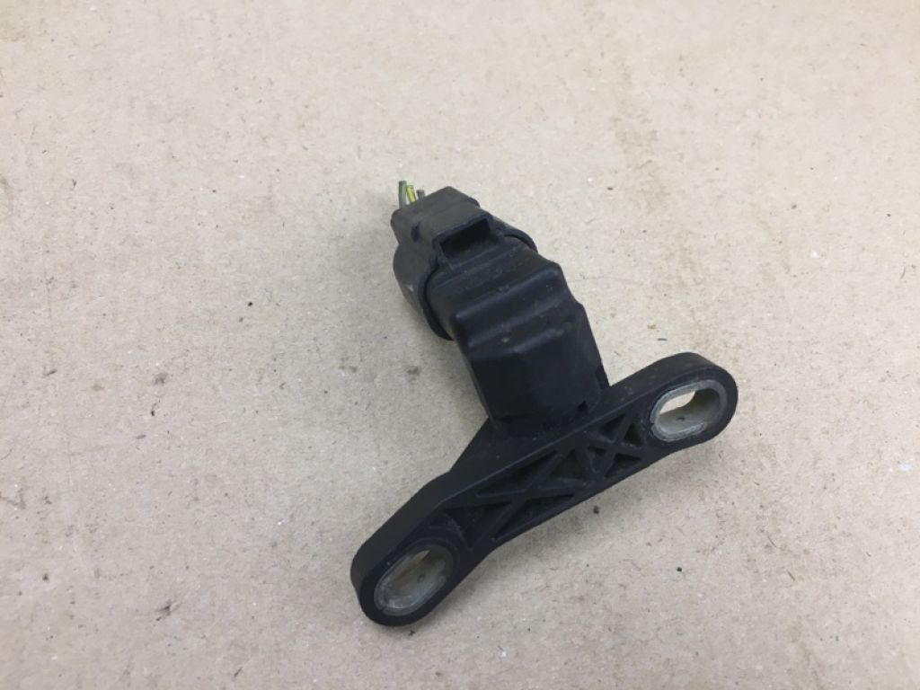 6M8Z-6C315-AA | Датчик положення колінвалу FORD FOCUS 10-18 - Фото 2