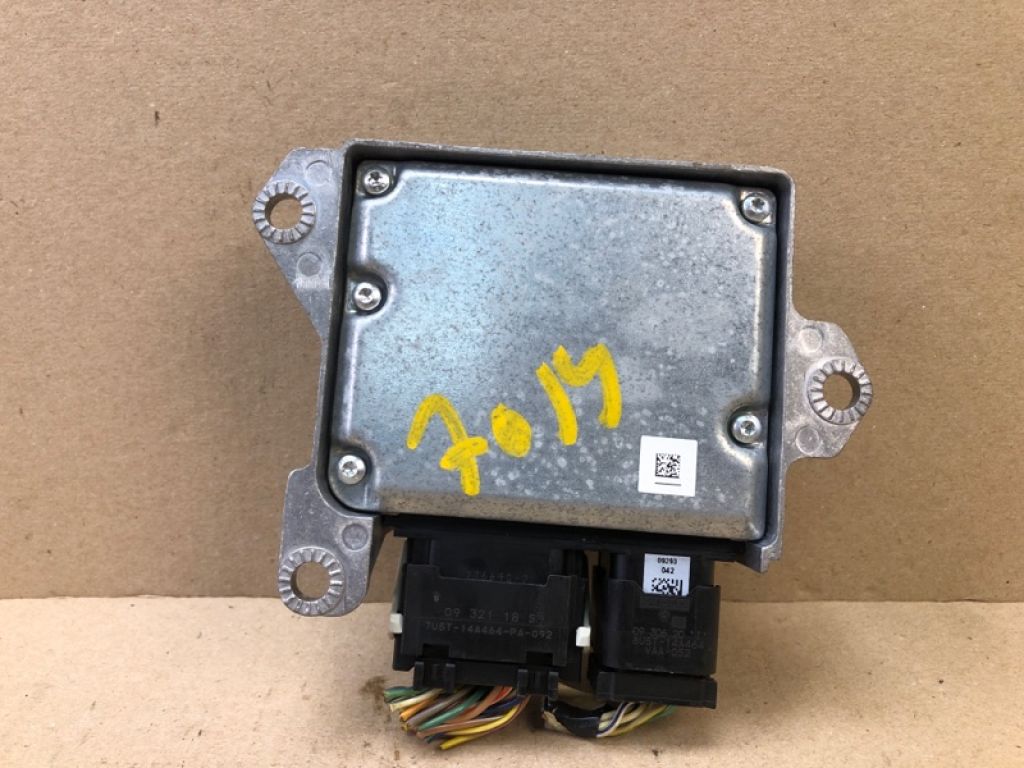 8T4Z-14B321-A | Блок керування AIRBAG FORD EDGE 06-14 - Фото 4