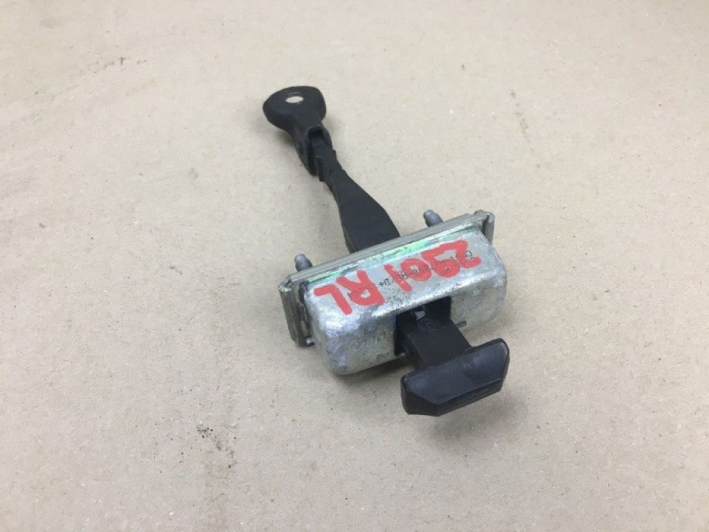 CP9Z-5827204-A | Обмежувач дверей задн. лів. FORD FOCUS 10-18 - Фото 3