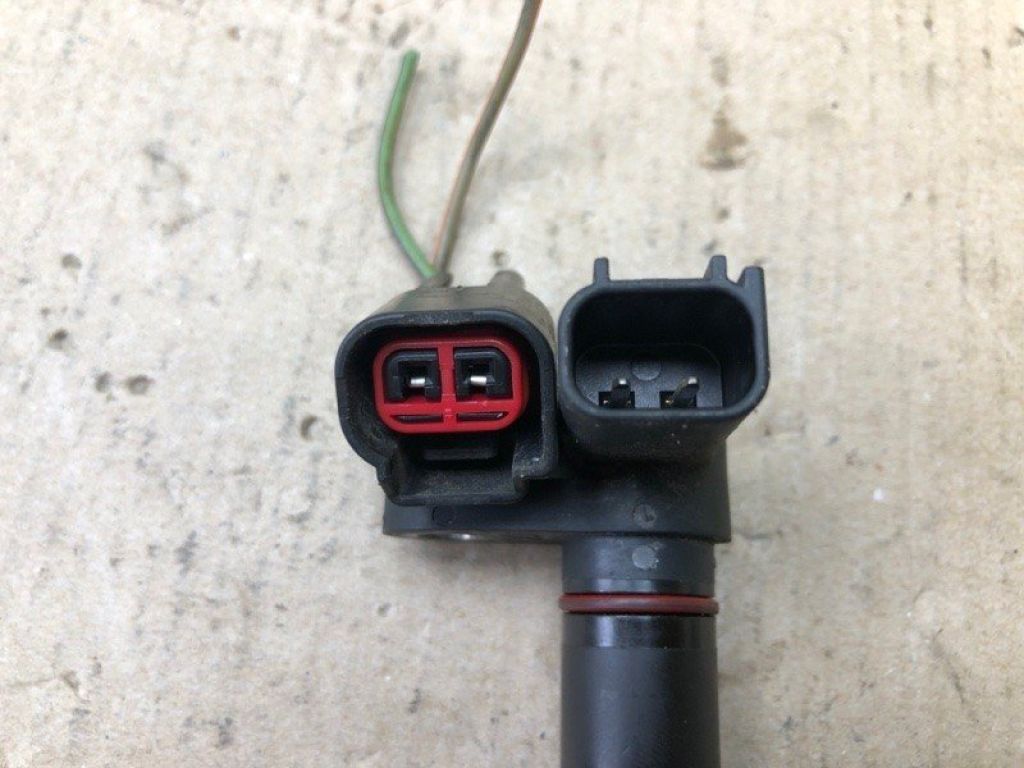 AT4Z-6B288-A | Датчик положення распредвала FORD EDGE 06-14 - Фото 5