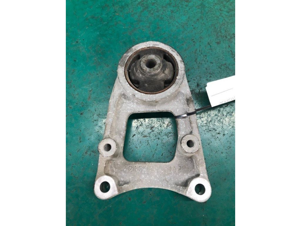 5238042120 | Кронштейн редуктора лів. TOYOTA RAV4 05-12 - Фото 2