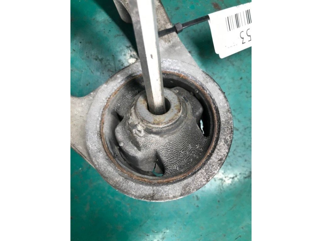 5238042120 | Кронштейн редуктора лів. TOYOTA RAV4 05-12 - Фото 4