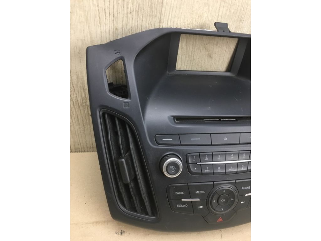 F1EZ-18C858-LD | Блок управления мультимедиа FORD FOCUS 10-18 - Фото 2