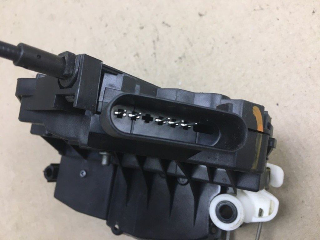 F1EZ-58219A64-A | Замок двері передн. прав. FORD FOCUS 10-18 - Фото 4