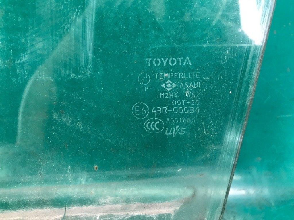68102-42160 | Скло дверей передн. лів. TOYOTA RAV4 05-12 - Фото 2