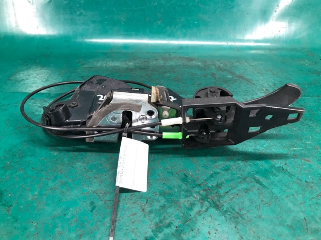 69030-42230 | Замок двері передн. прав. TOYOTA RAV4 05-12