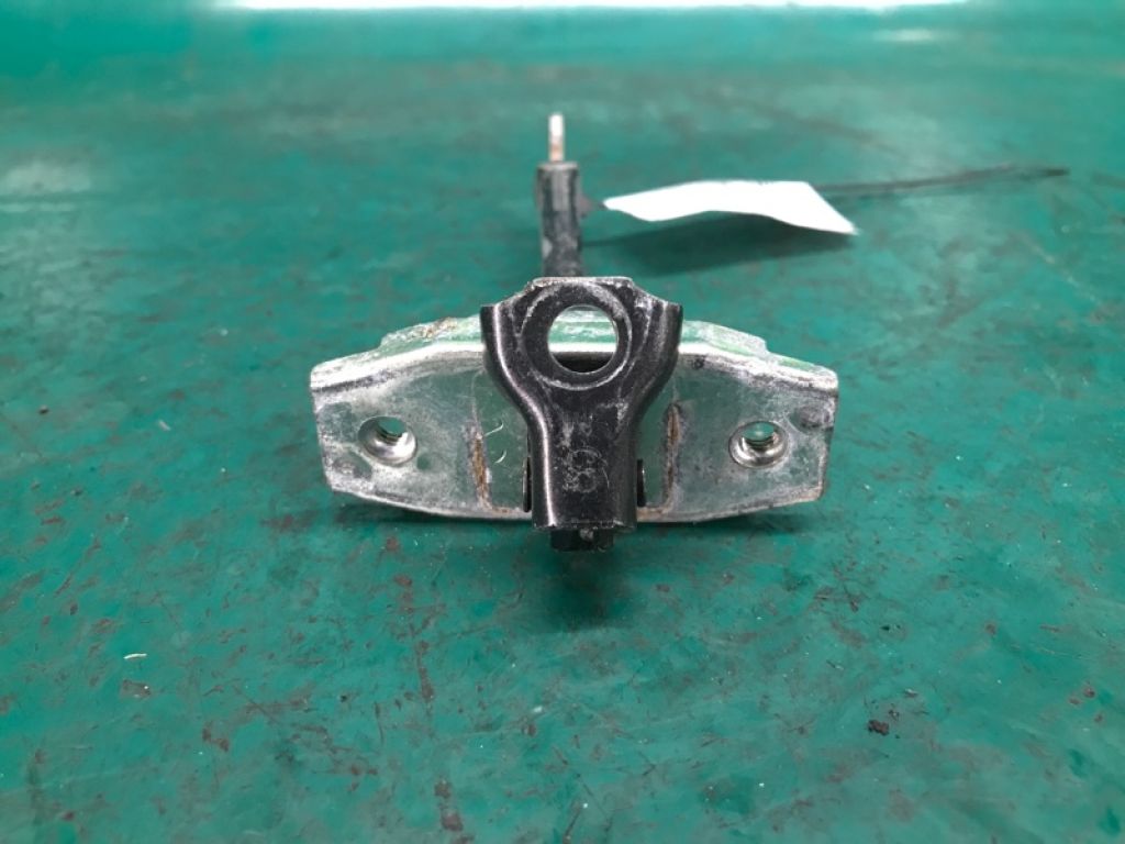 68610-42020 | Обмежувач дверей передн. прав. TOYOTA RAV4 05-12 - Фото 4