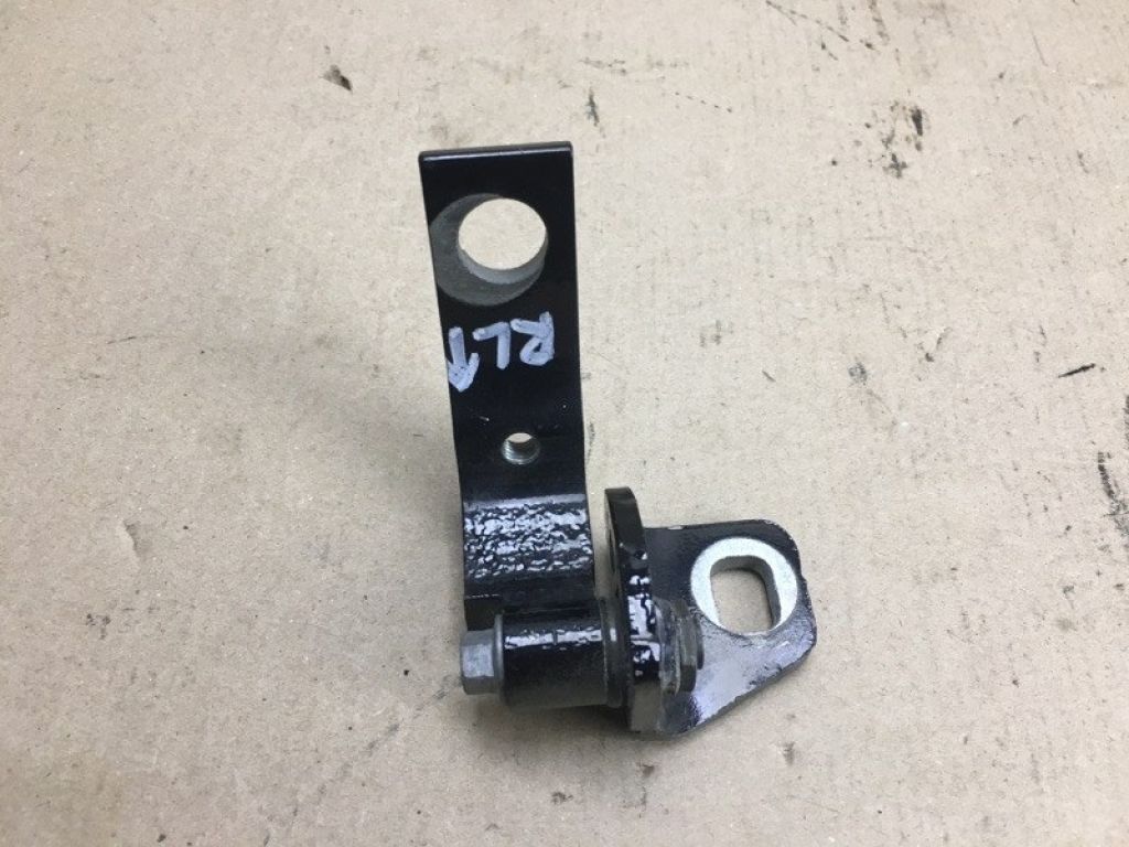 CP9Z-5422801-A | Петля двери верхняя задн. лев. FORD FOCUS 10-18 - Фото 3