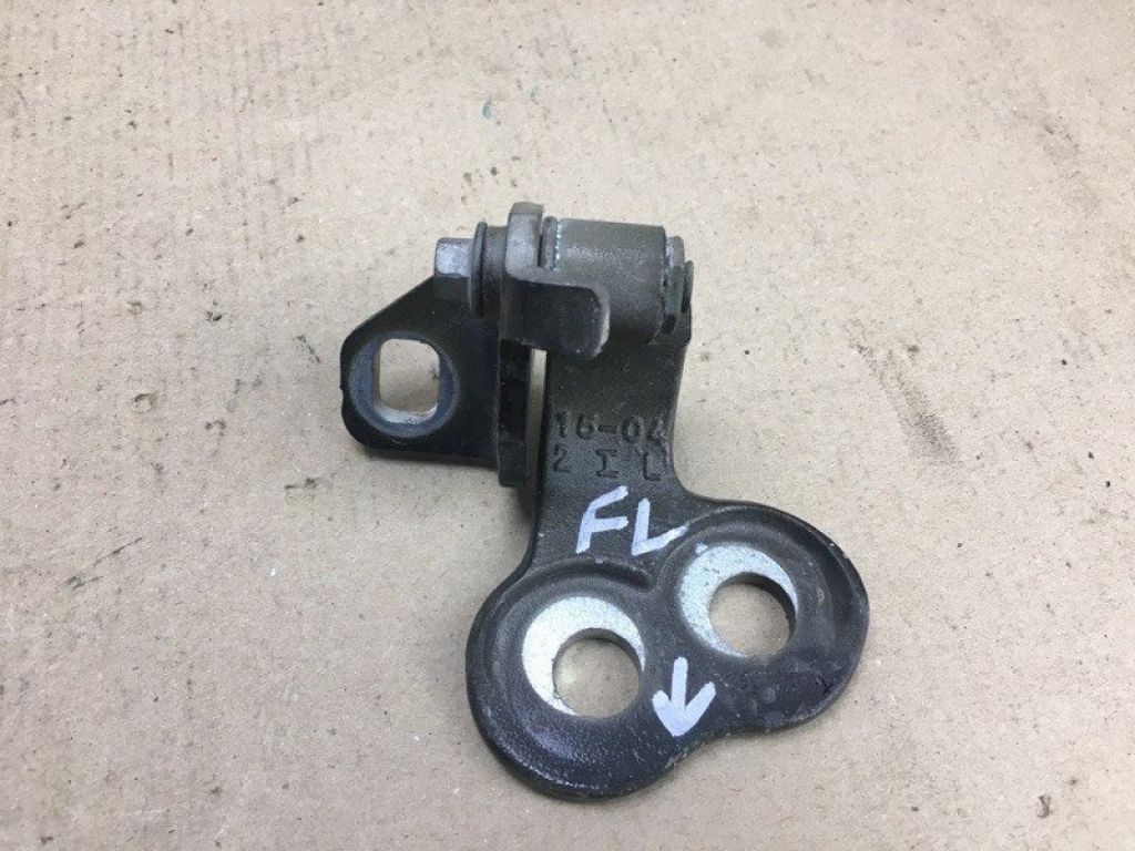 CP9Z-5422811-A | Петля двери нижняя передн. лев. FORD FOCUS 10-18