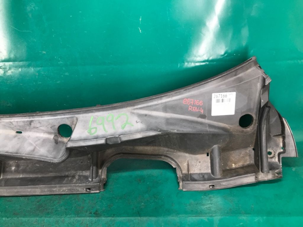 55708-42151 | Пластик под лобовое стекло / Жабо TOYOTA RAV4 05-12 - Фото 4