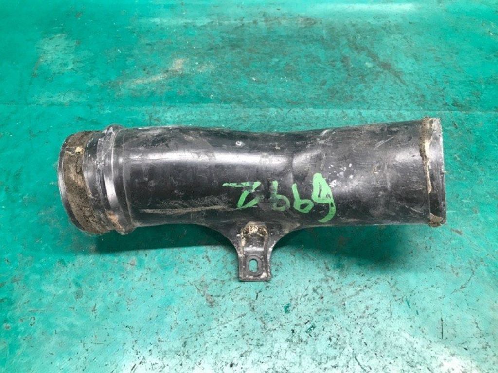 17752-31030 | патрубок повітряного фільтра TOYOTA RAV4 05-12 - Фото 3