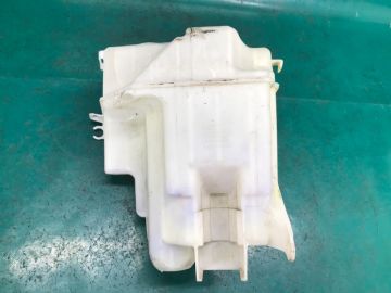Бачок омивача TOYOTA RAV4 05-12