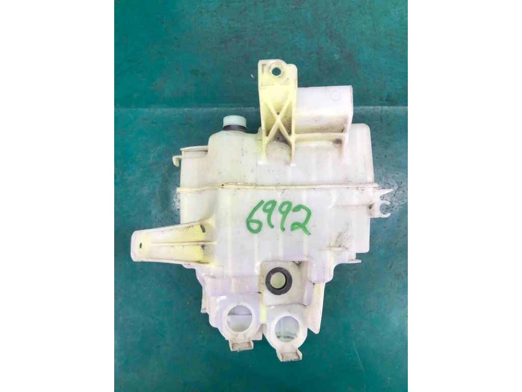 85315-42240 | Бачок омивача TOYOTA RAV4 05-12 - Фото 4