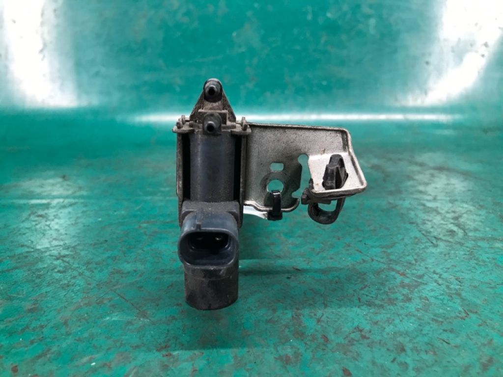 90910-12088 | Клапан электромагнитный (вакуумный) TOYOTA RAV4 05-12