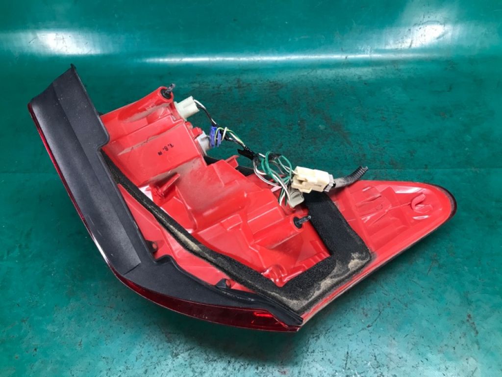 81551-42100 | Фонарь наружный прав. TOYOTA RAV4 05-12 - Фото 6