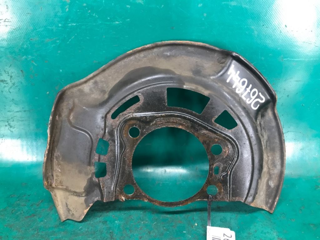47781-42040 | Защита тормозного диска передн. прав. TOYOTA RAV4 05-12