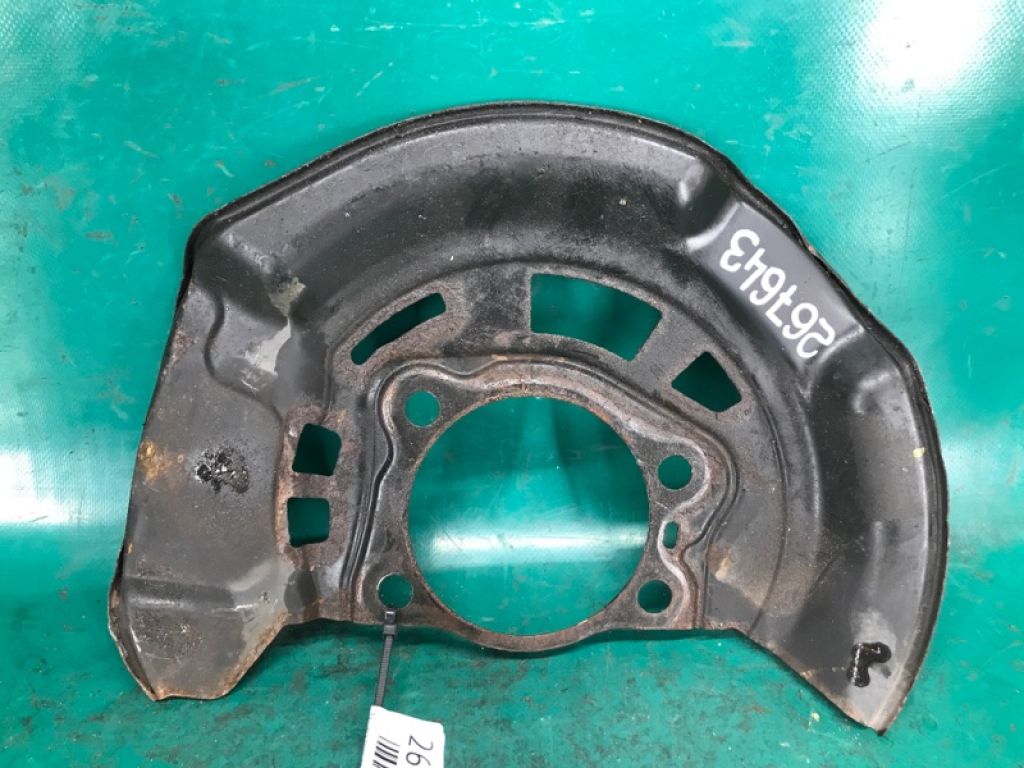 47782-42040 | Захист гальмівного диска передн. лів. TOYOTA RAV4 05-12
