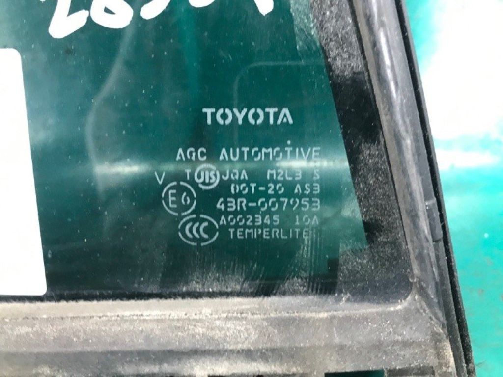 68124-42110 | Скло дверей глухе задн. лів. TOYOTA RAV4 05-12 - Фото 2