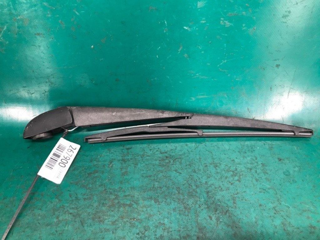 85241-42070 | Повідець склоочисника задній TOYOTA RAV4 05-12