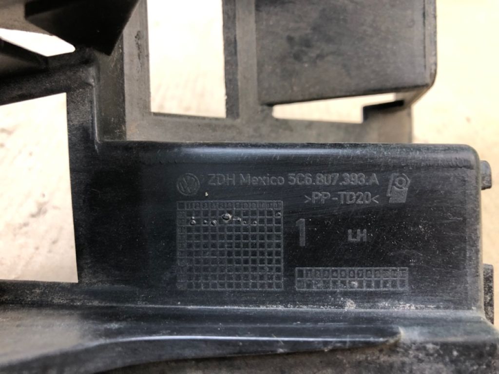 5C6 807 393 A | Кронштейн задн. лев. VOLKSWAGEN JETTA USA 10-17 - Фото 5