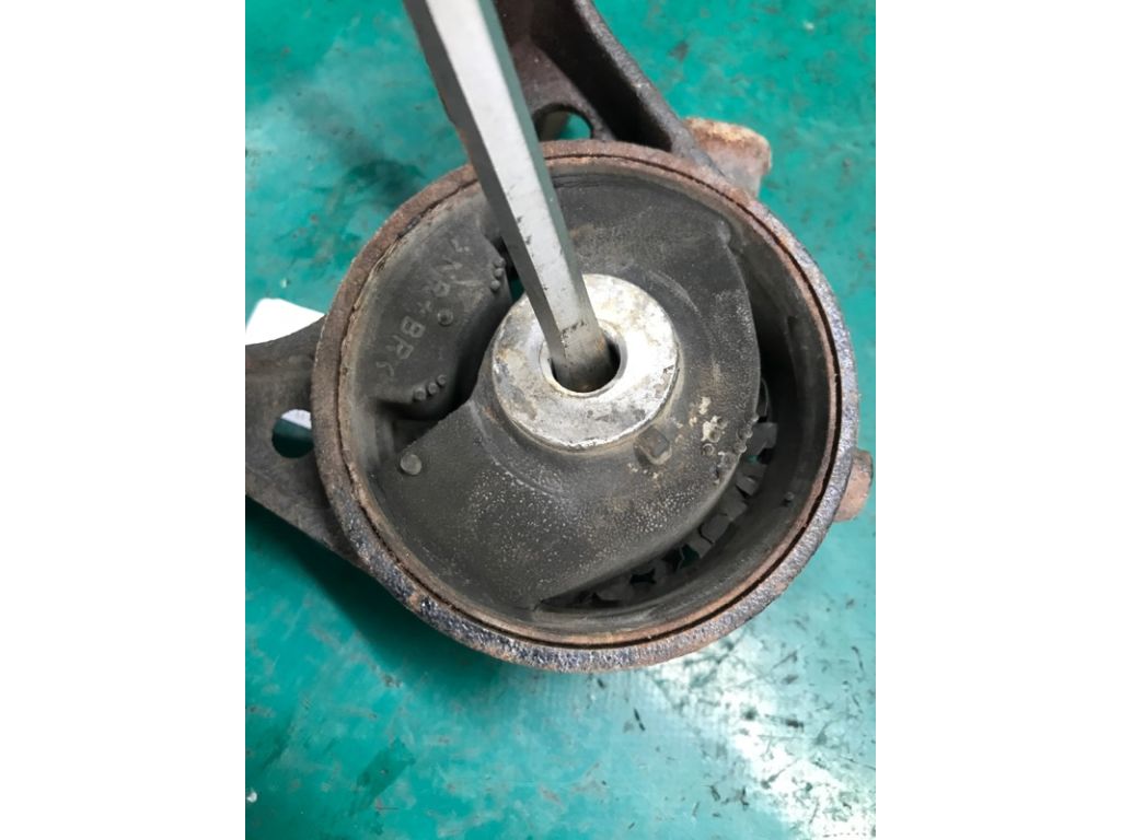 12371-31110 | Подушка двигателя задн. TOYOTA RAV4 05-12 - Фото 6