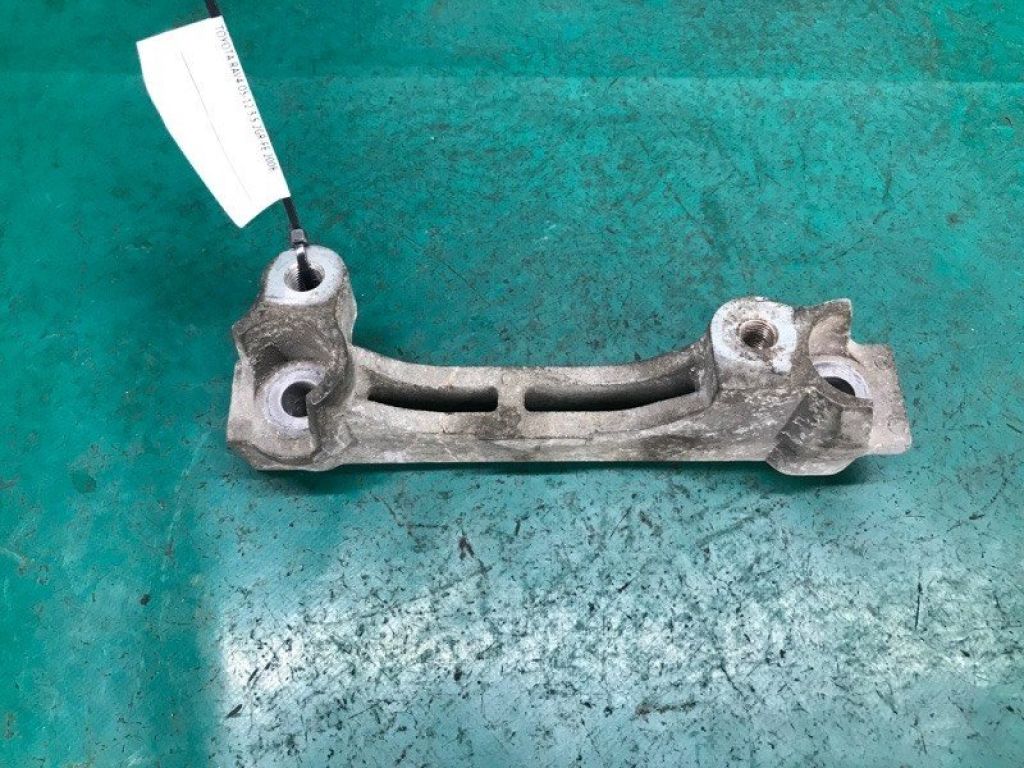 12341-26010 | Кронштейн опоры двигателя TOYOTA RAV4 05-12 - Фото 2