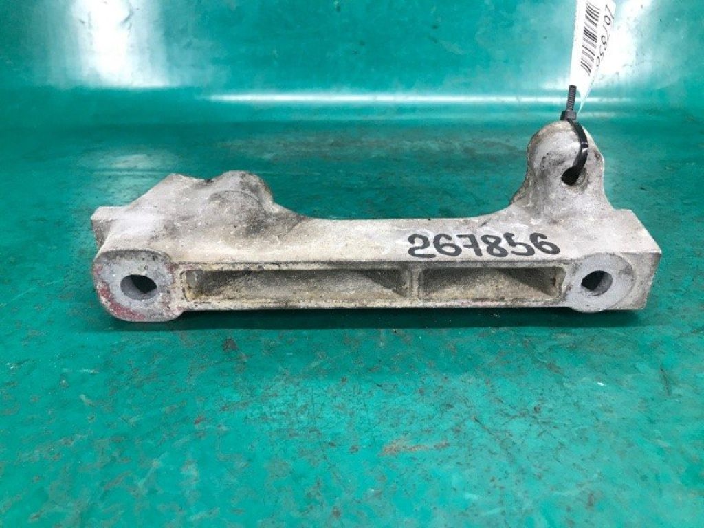 12341-26010 | Кронштейн опоры двигателя TOYOTA RAV4 05-12 - Фото 5