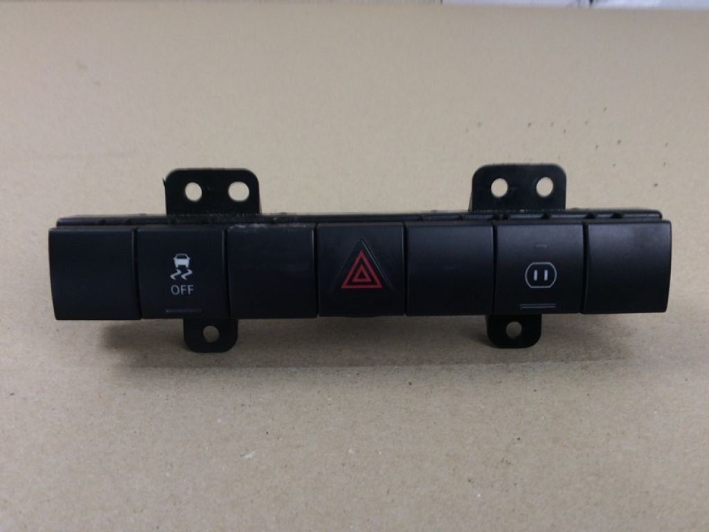 68018744AD | Блок кнопок консоли DODGE JOURNEY 08-20