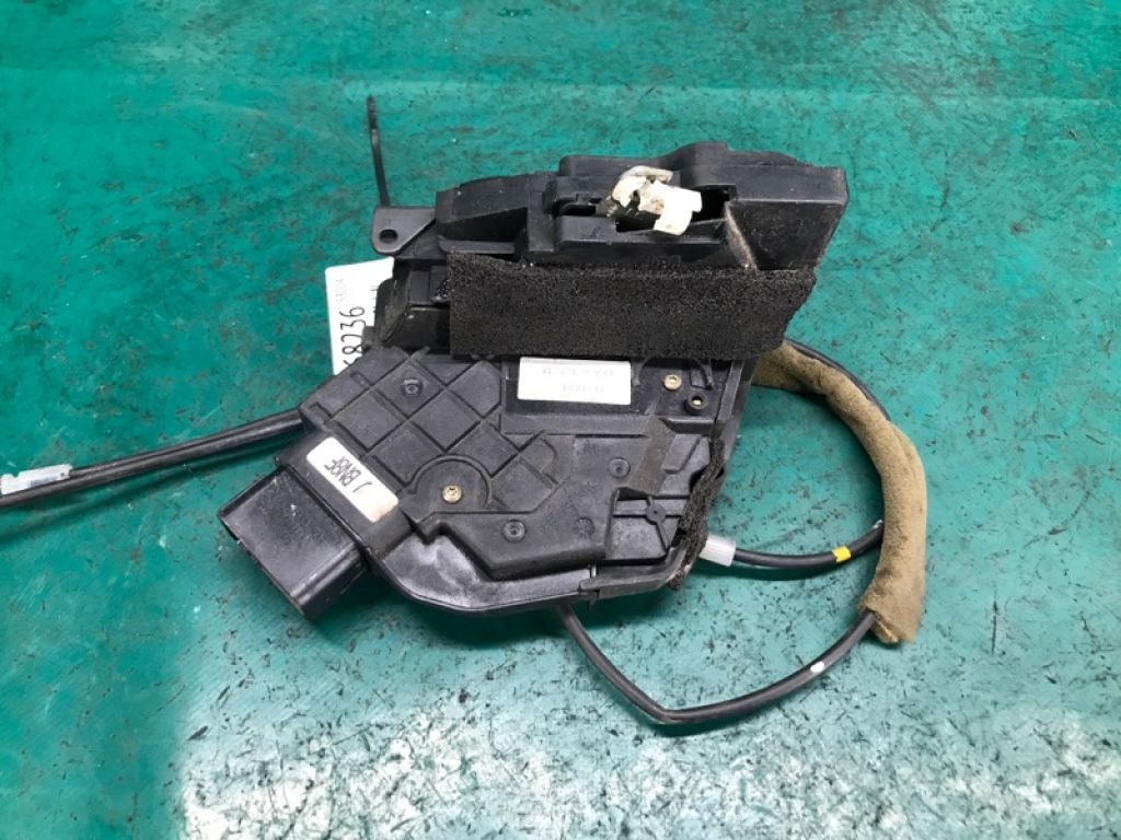 BN8F-58-310B | Замок двери передн. прав. MAZDA 3 BK 03-08 - Фото 3