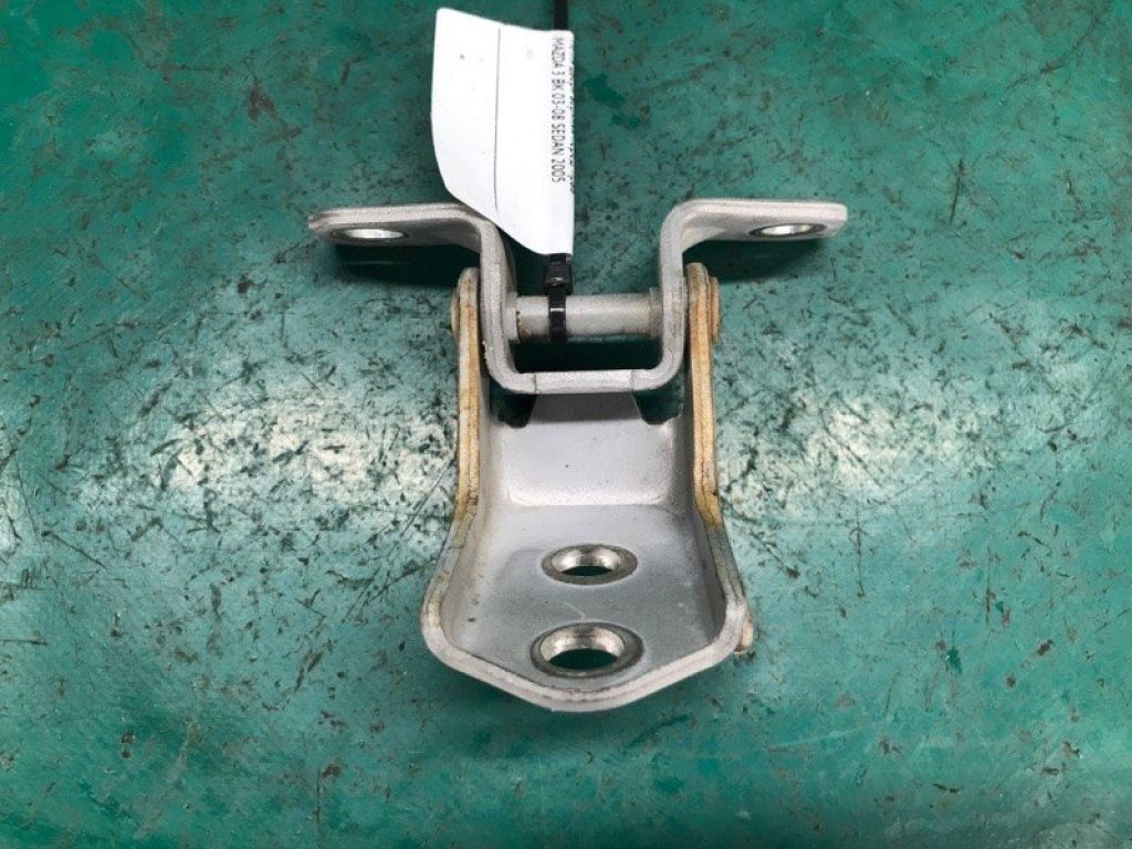 F151-58-210 | Петля двері верхня передн. прав. MAZDA 3 BK 03-08 - Фото 6