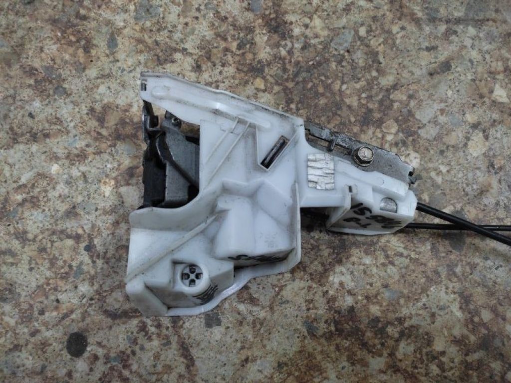 69380-08030 | Замок двери боковой задн. лев. TOYOTA SIENNA 11-16 - Фото 3