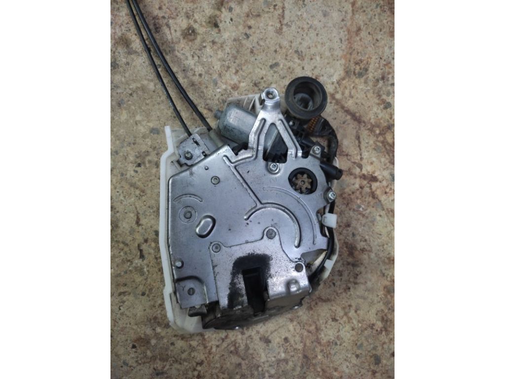 69300-08020 | Замок двери боковой задн. лев. TOYOTA SIENNA 11-16 - Фото 4