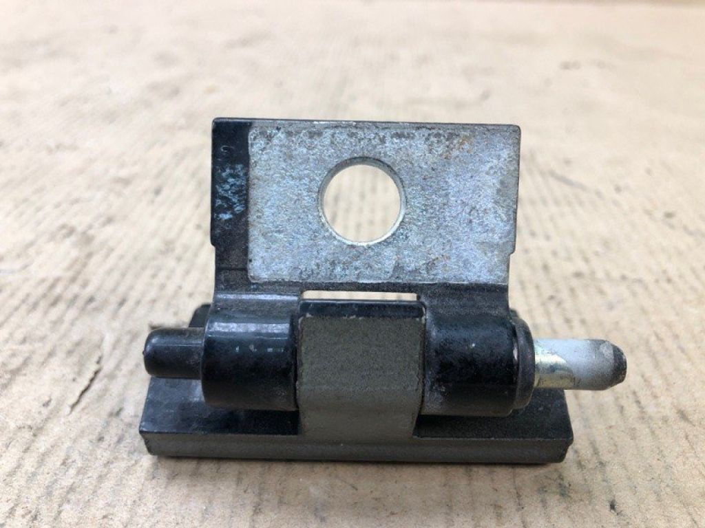 30784904 | Петля двери нижняя задн. прав. VOLVO S60 00-09 - Фото 3