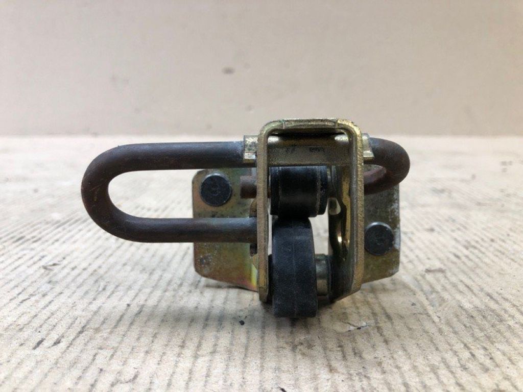 31217752 | Ограничитель двери задн. лев. VOLVO S60 00-09 - Фото 5