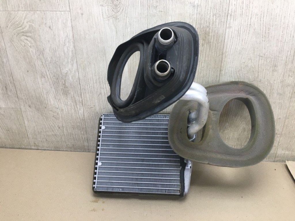 1K0 819 031 B | Радіатор пічки VOLKSWAGEN JETTA 05-10