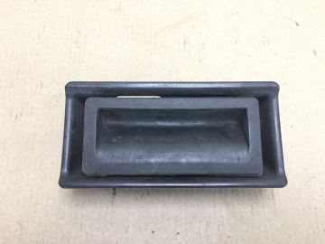 Кнопка открывания багажника наружная VOLKSWAGEN JETTA 05-10